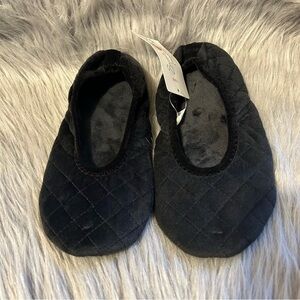 Secret Treasures Lightweight Thin Slippers Women’s Size 5-6 Black‎ Shoes